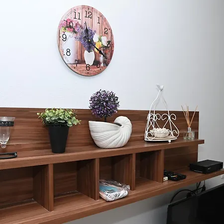 Guest House Oscar Near The Sea And River 公寓 *