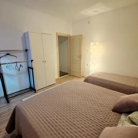 公寓 Guest House Oscar Near The Sea And River