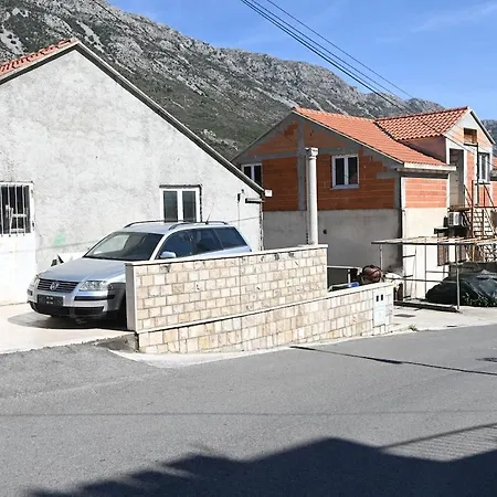 Oscar Apartament *