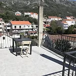 Oscar Διαμέρισμα