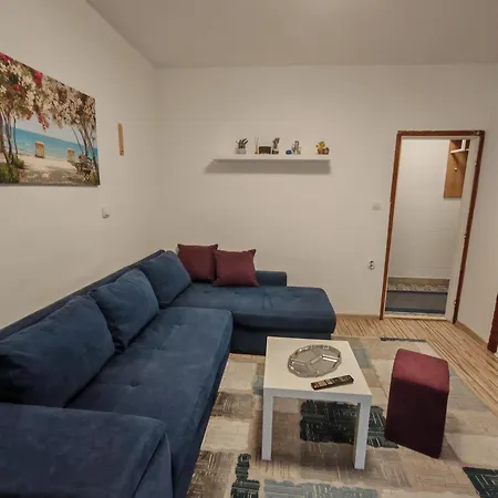 Apartment Oscar Mokosica