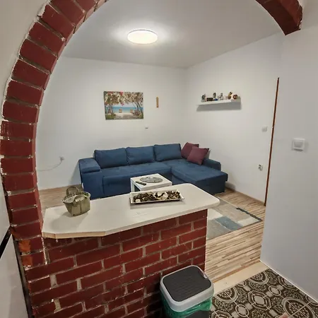 Apartment Oscar Mokosica
