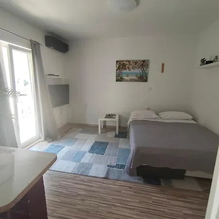 Guest House Oscar Near The Sea And River Apartman Mokošica